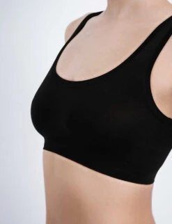 HANRO Touch Feeling Vest Top -Reisi Clothing Shop 263 1000262 1810 BLACK ALT04