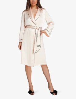 AGENT PROVOCATEUR Contrast-piped Silk-satin Dressing Gown 9 AGENT PROVOCATEUR Contrast-piped Silk-satin Dressing Gown -Reisi Clothing Shop R00137910 PINK ALT01