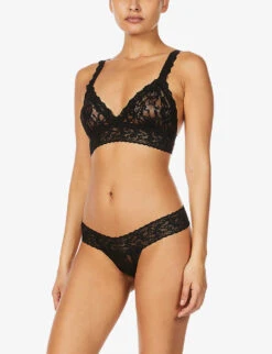 HANKY PANKY Low-rise Stretch-jersey Lace Thongs Pack Of Three -Reisi Clothing Shop R03674251 BLACKWHITECHAI ALT01