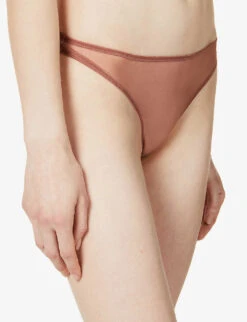 AGENT PROVOCATEUR Lucky High-rise Stretch-mesh Thong 9 AGENT PROVOCATEUR Lucky High-rise Stretch-mesh Thong -Reisi Clothing Shop R03747049 MOCHA ALT02