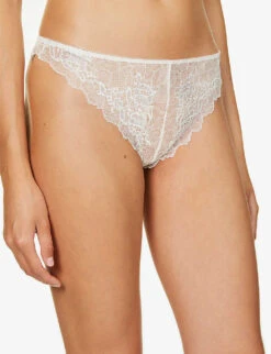 Wacoal Lace Perfection Stretch-lace Tanga Briefs -Reisi Clothing Shop R03956982 GARDENIA ALT04
