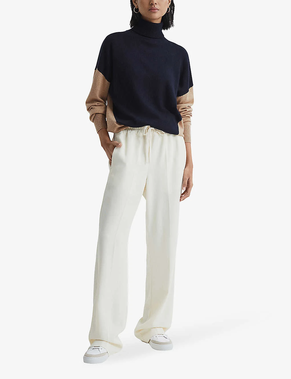 Reiss Nova Panelled Block Wool And Cashmere-blend Roll-neck Jumper 4 Reiss Nova Panelled Block Wool And Cashmere-blend Roll-neck Jumper - Image 2