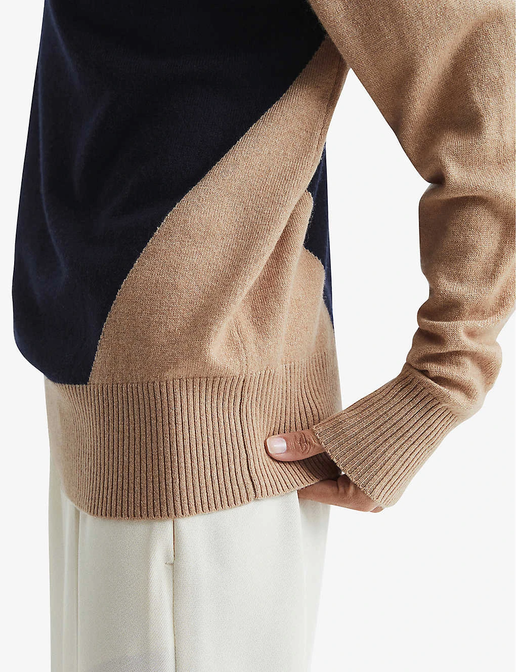 Reiss Nova Panelled Block Wool And Cashmere-blend Roll-neck Jumper 7 Reiss Nova Panelled Block Wool And Cashmere-blend Roll-neck Jumper - Image 5