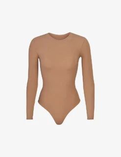 Fits Everybody Round-neck Stretch-woven Body