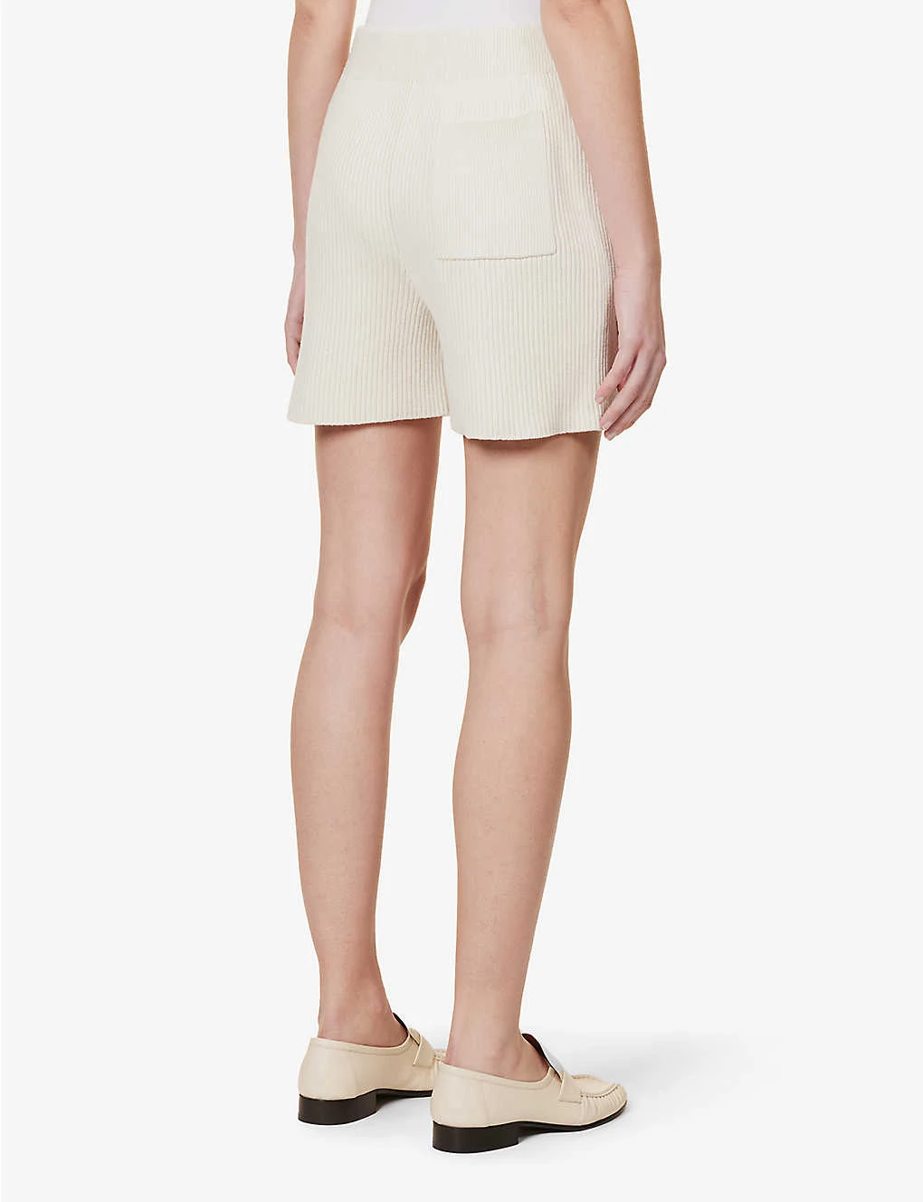 Joseph Relaxed-fit Mid-rise Silk-blend Knitted Shorts 6 Joseph Relaxed-fit Mid-rise Silk-blend Knitted Shorts - Image 4
