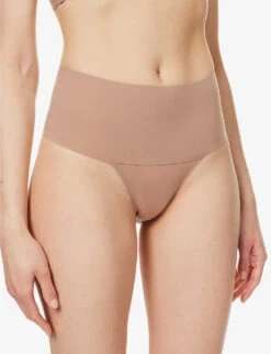 Spanx Undie-tectable Mid-rise Stretch-woven Thong -Reisi Clothing Shop R04126541 CAFEAULAIT ALT02