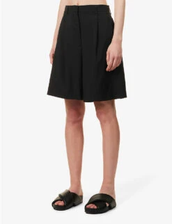 Weekend Max Mara Belbo Pleated Mid-rise Regular-fit Wool Shorts -Reisi Clothing Shop R04151218 BLACK ALT02