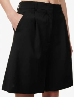 Weekend Max Mara Belbo Pleated Mid-rise Regular-fit Wool Shorts -Reisi Clothing Shop R04151218 BLACK ALT04