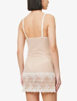 Wacoal Embrace Lace V-neck Stretch-lace Chemise -Reisi Clothing Shop R04155484 NATURALLYNUDEIVORY ALT03