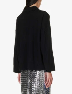 Bottega Veneta Relaxed-fit V-neck Wool Knitted Jumper -Reisi Clothing Shop R04159943 BLACK ALT03