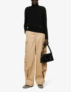 Valentino Brand-plaque Turtleneck Cashmere Knitted Jumper -Reisi Clothing Shop R04169671 NERO ALT01