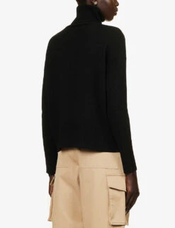 Valentino Brand-plaque Turtleneck Cashmere Knitted Jumper -Reisi Clothing Shop R04169671 NERO ALT03