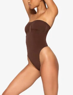 Seamless Sculpt Fitted Stretch-woven Body -Reisi Clothing Shop R04181300 COCOA ALT02
