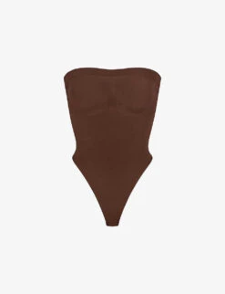 Seamless Sculpt Fitted Stretch-woven Body